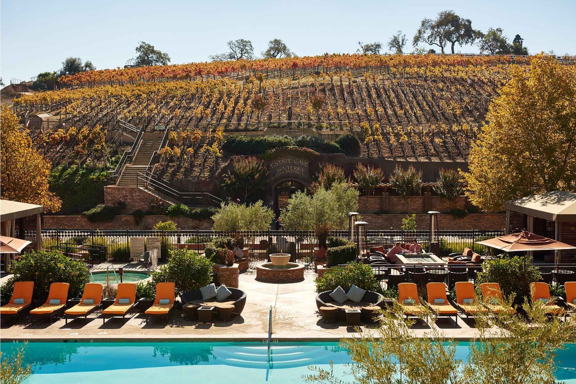 Downtown Napa Bars Hotels Meritage Resort Spa Commons Lobby Bar